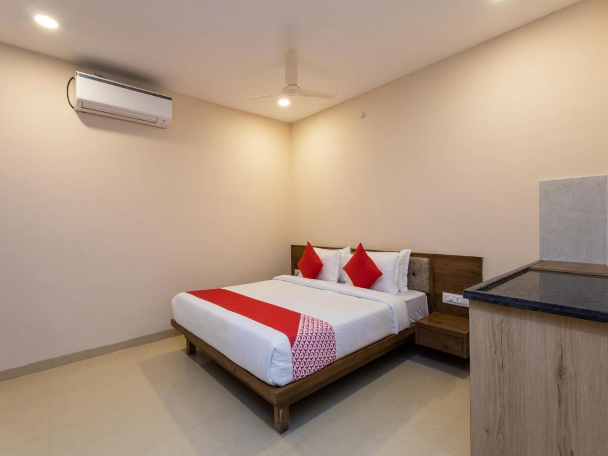 آغْرا Oyo 72937 Hotel Tyagraj المظهر الخارجي الصورة