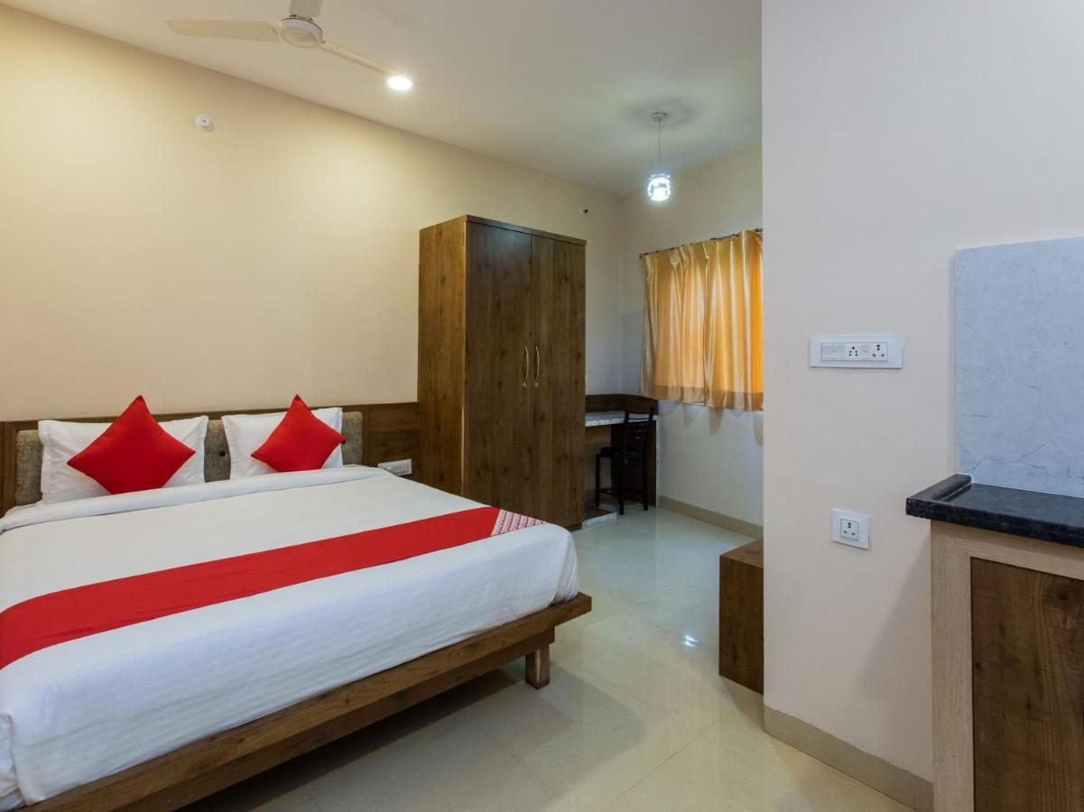 آغْرا Oyo 72937 Hotel Tyagraj المظهر الخارجي الصورة